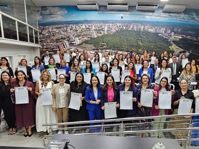 Foto da Notícia: Advogadas e advogados são homenageados na Câmara Municipal